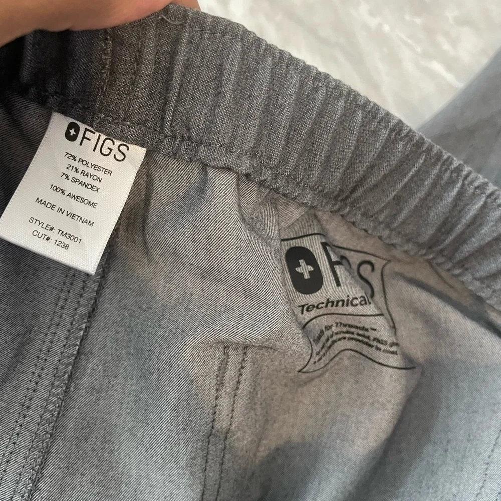 Figs Cairo Cargo Scrub Pants